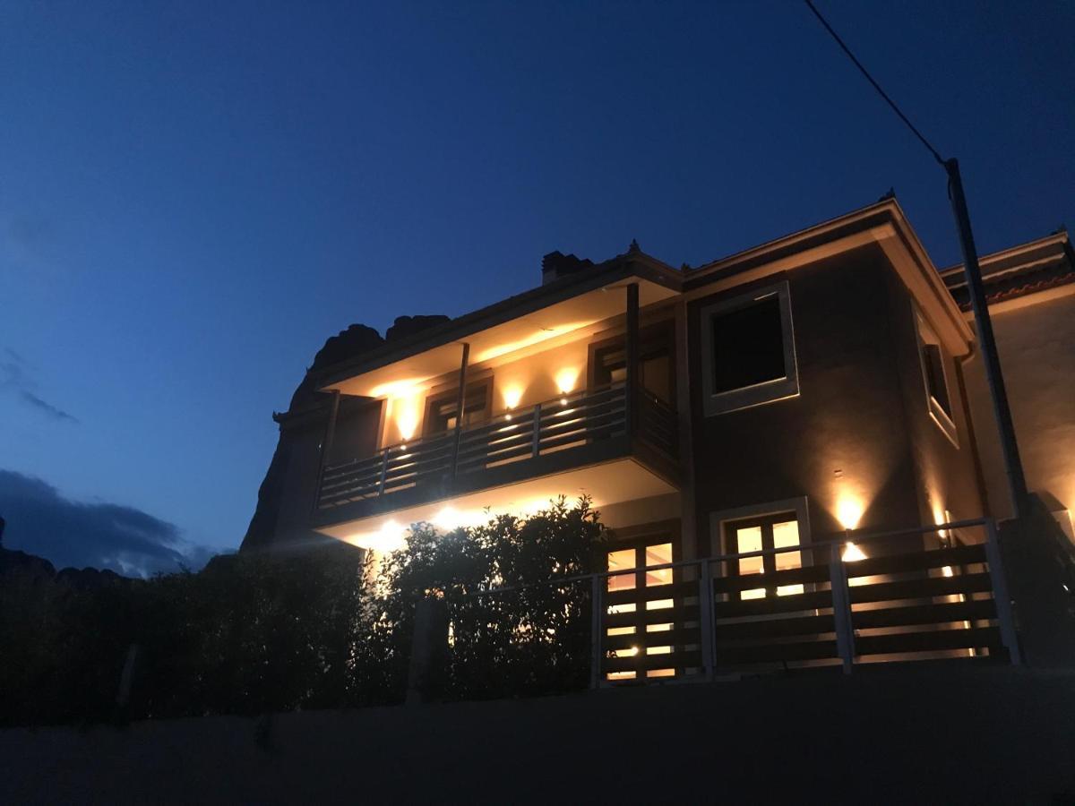 Villa Under Meteora Kalampáka Buitenkant foto